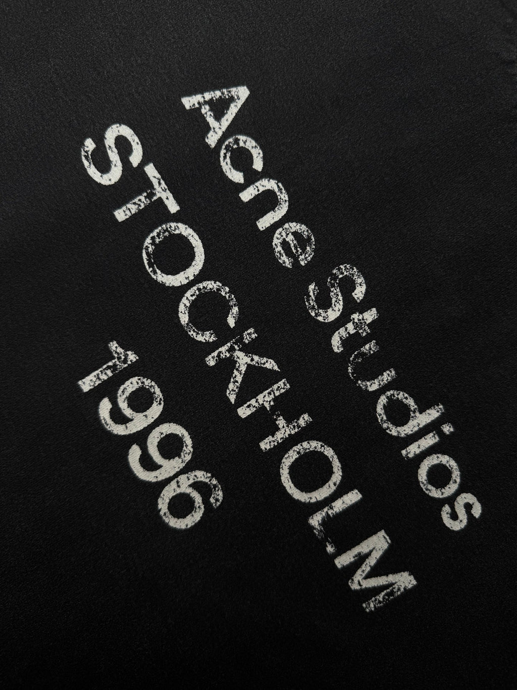 PLAYERA ACNE STUDIOS