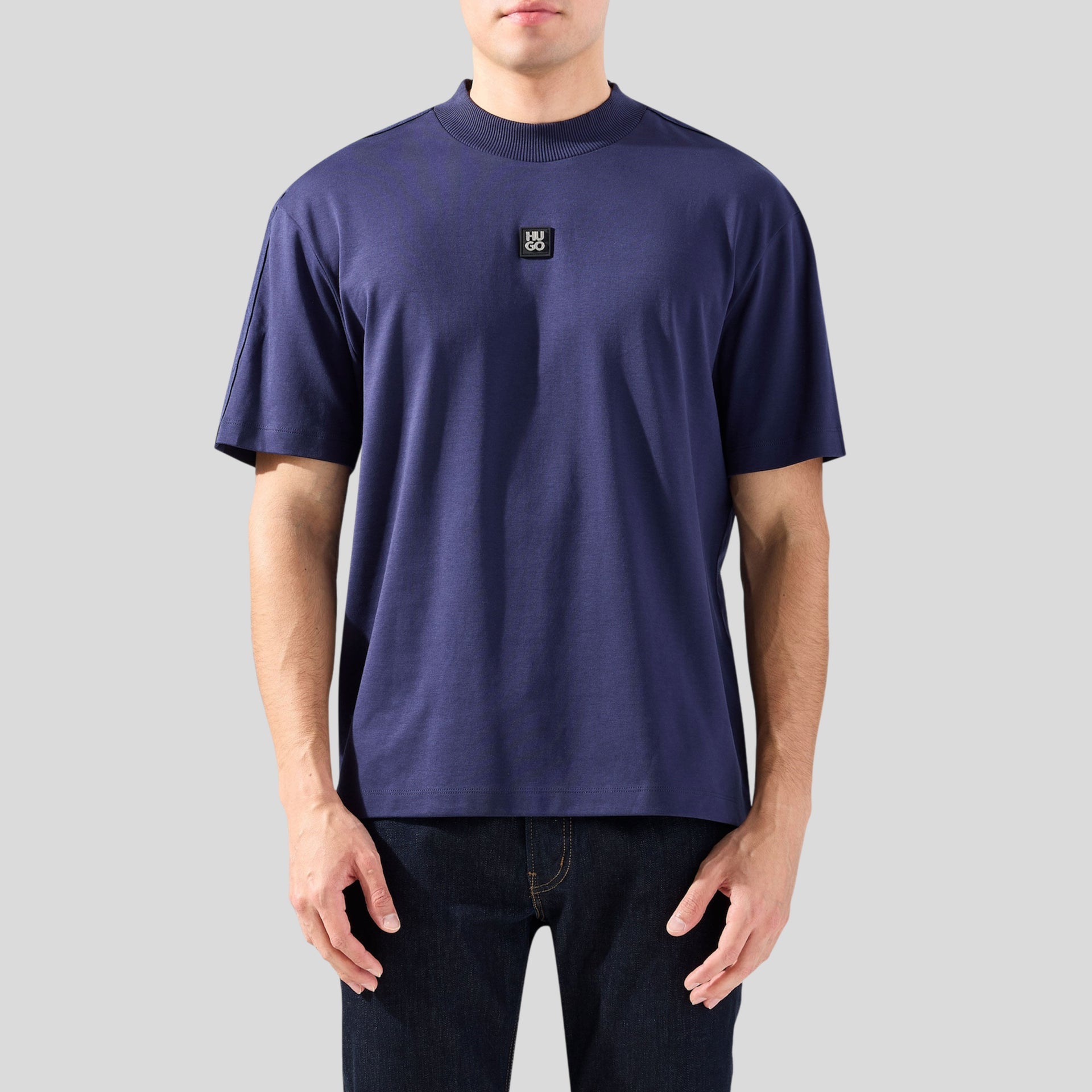 PLAYERA HUGO