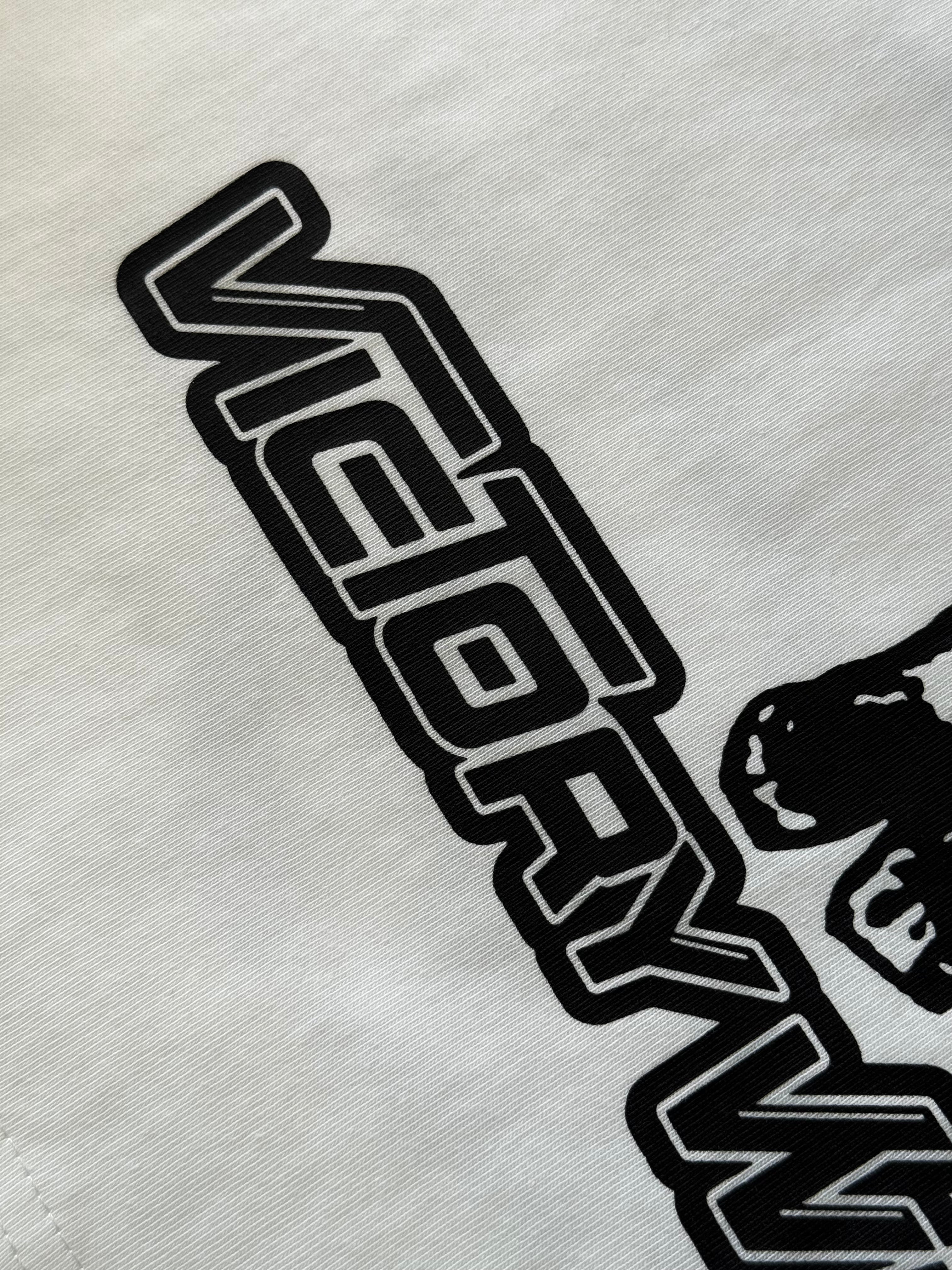 PLAYERA HELLSTAR