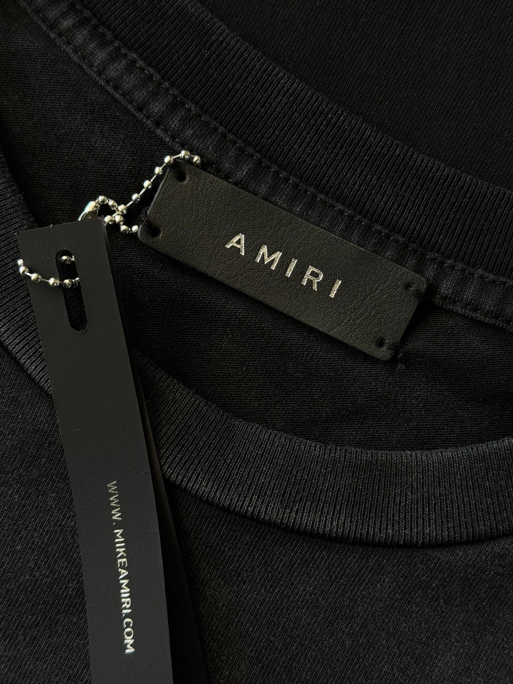 PLAYERA AMIRI
