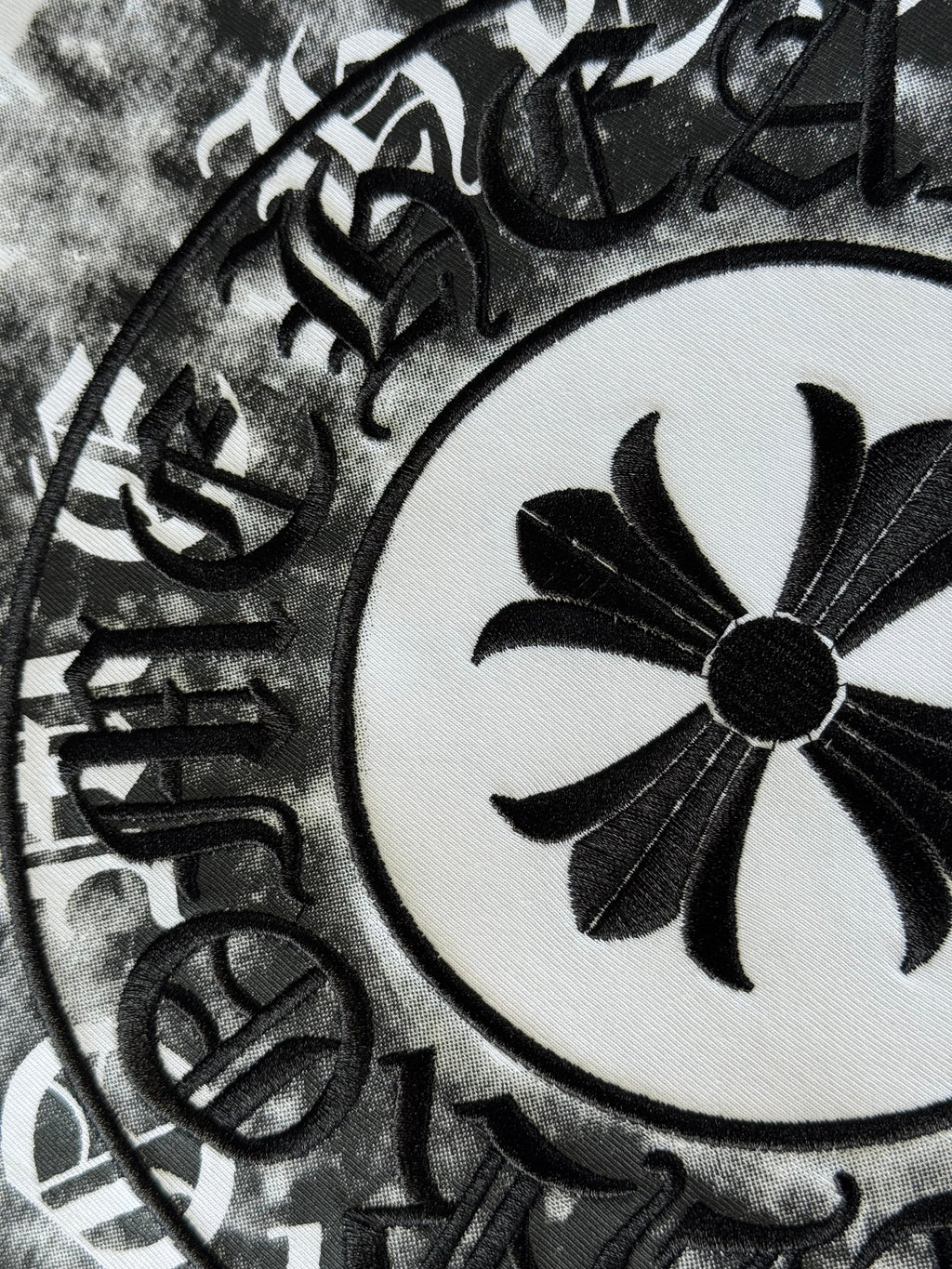 PLAYERA CHROME HEARTS