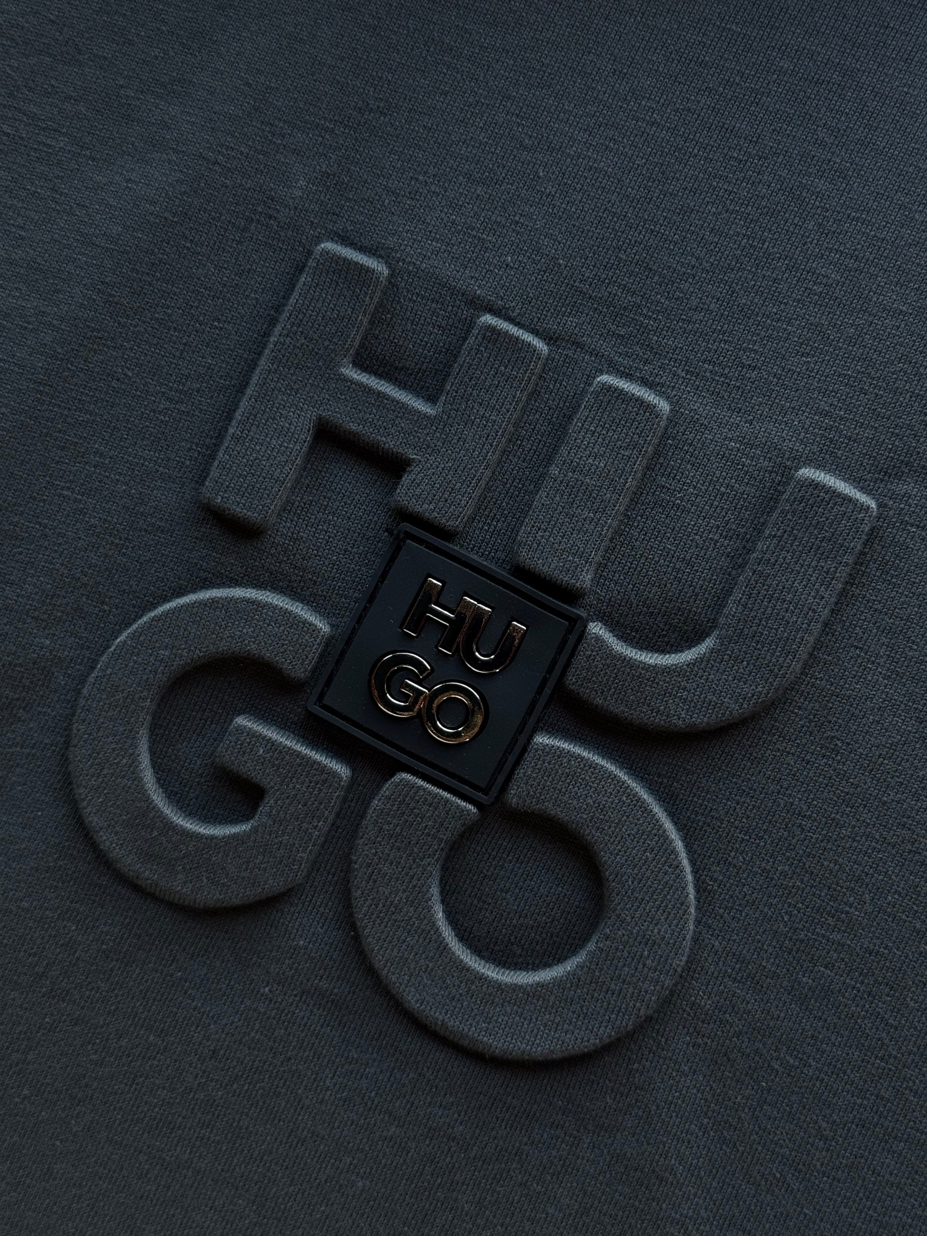 PLAYERA HUGO
