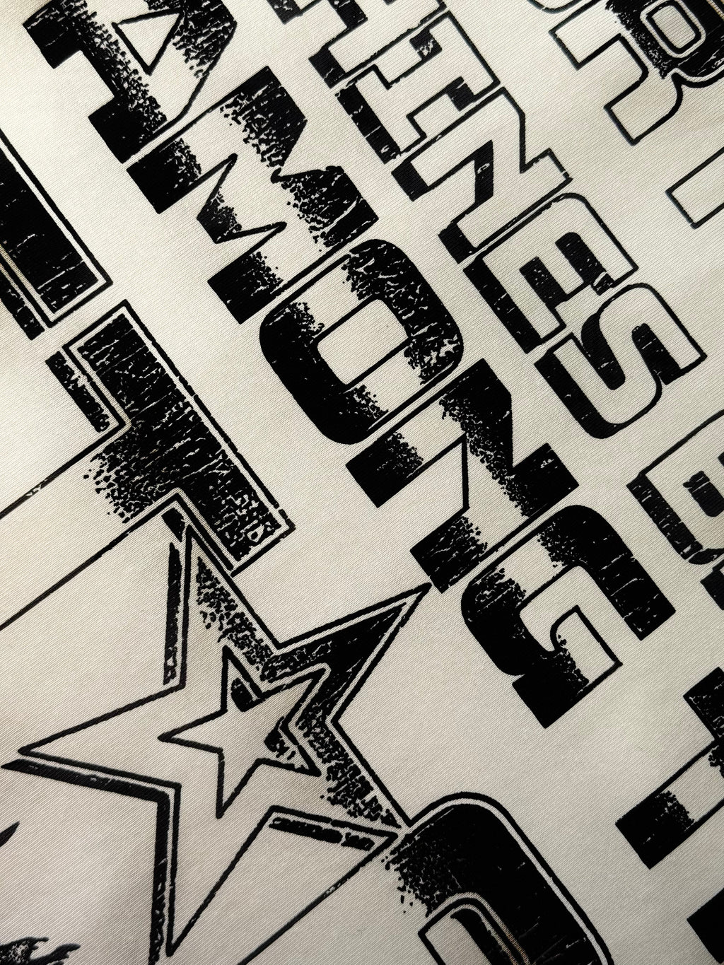PLAYERA HELLSTAR