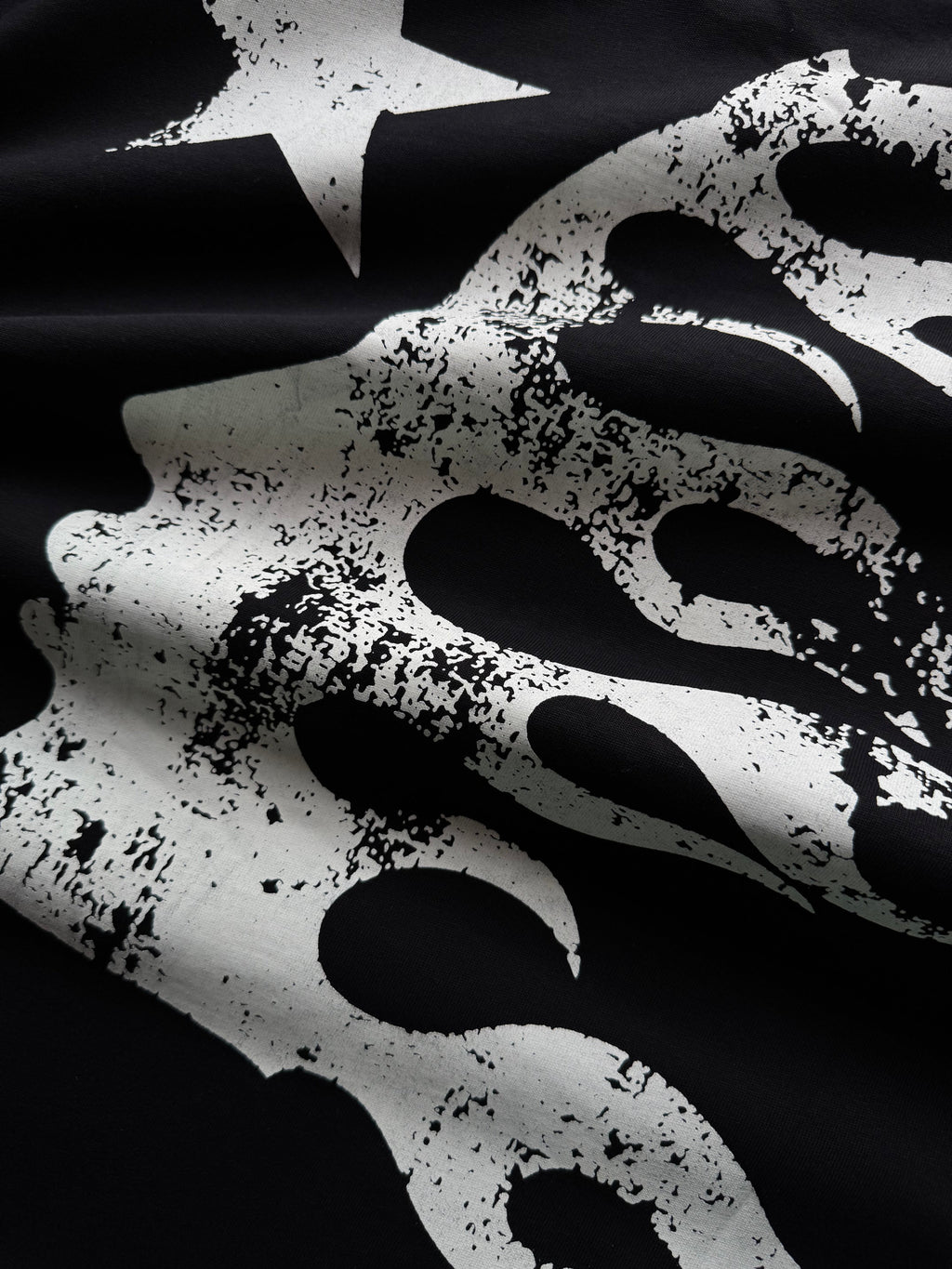 PLAYERA HELLSTAR