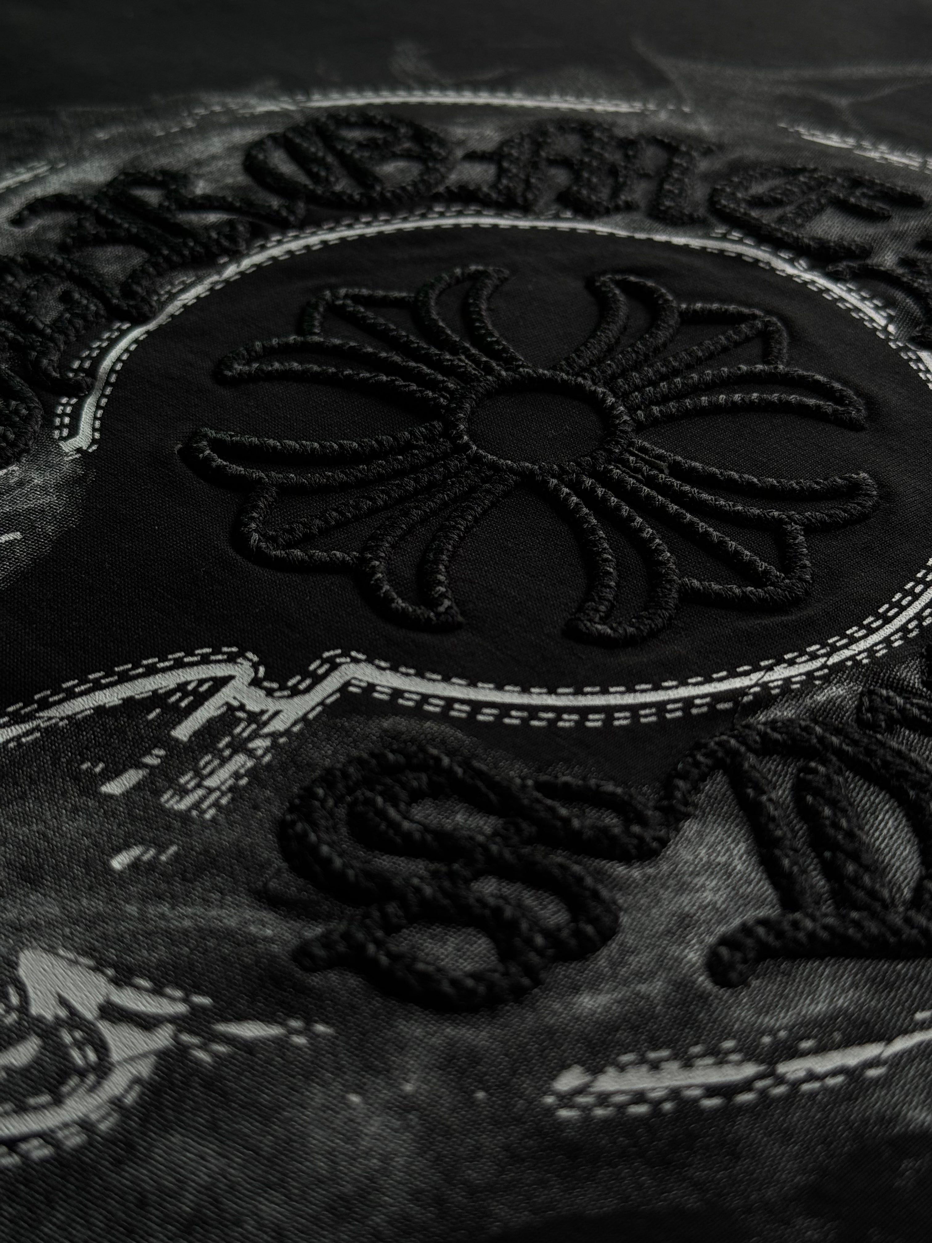 PLAYERA CHROME HEARTS