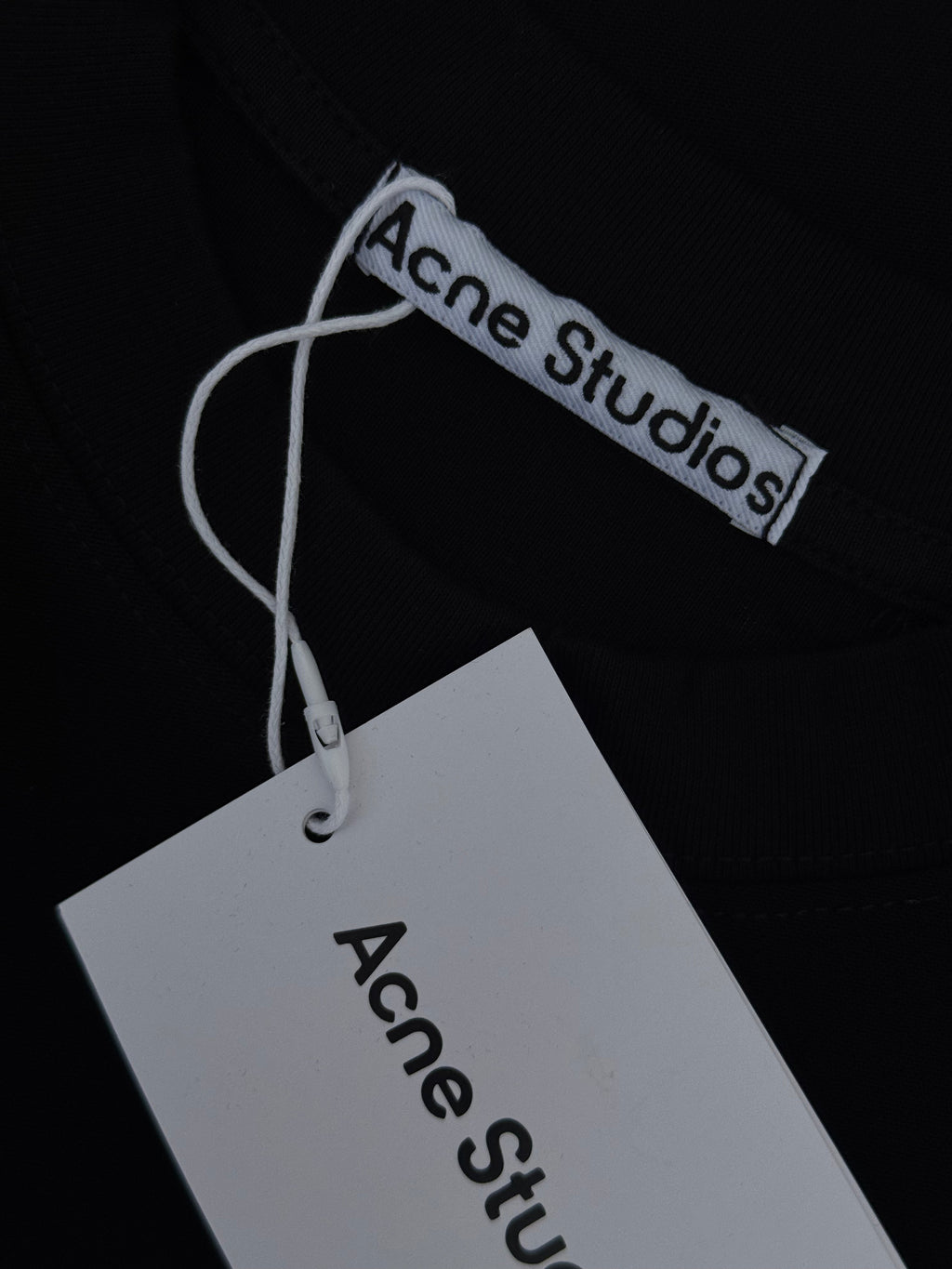 PLAYERA ACNE STUDIOS