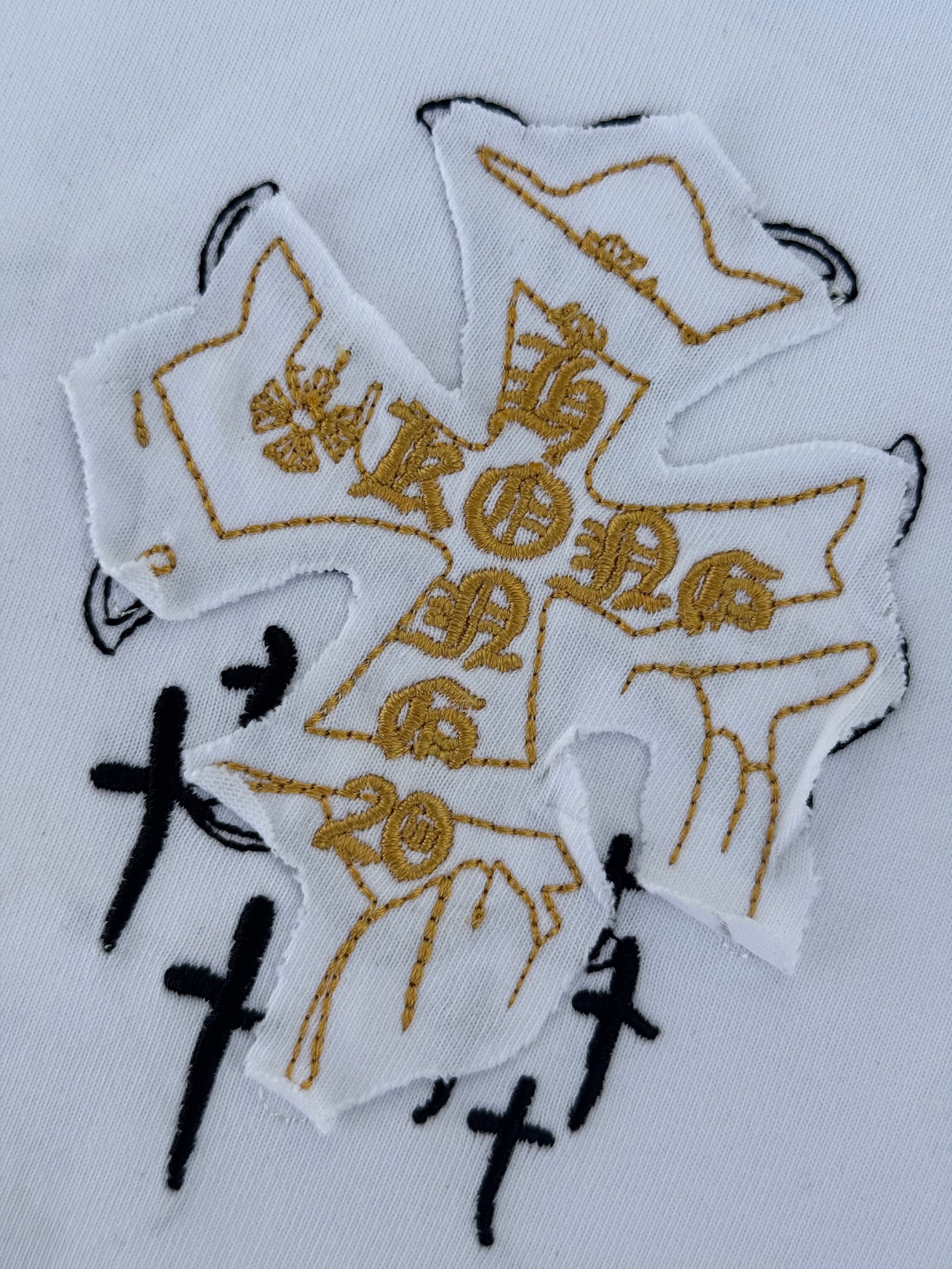 PLAYERA CHROME HEARTS