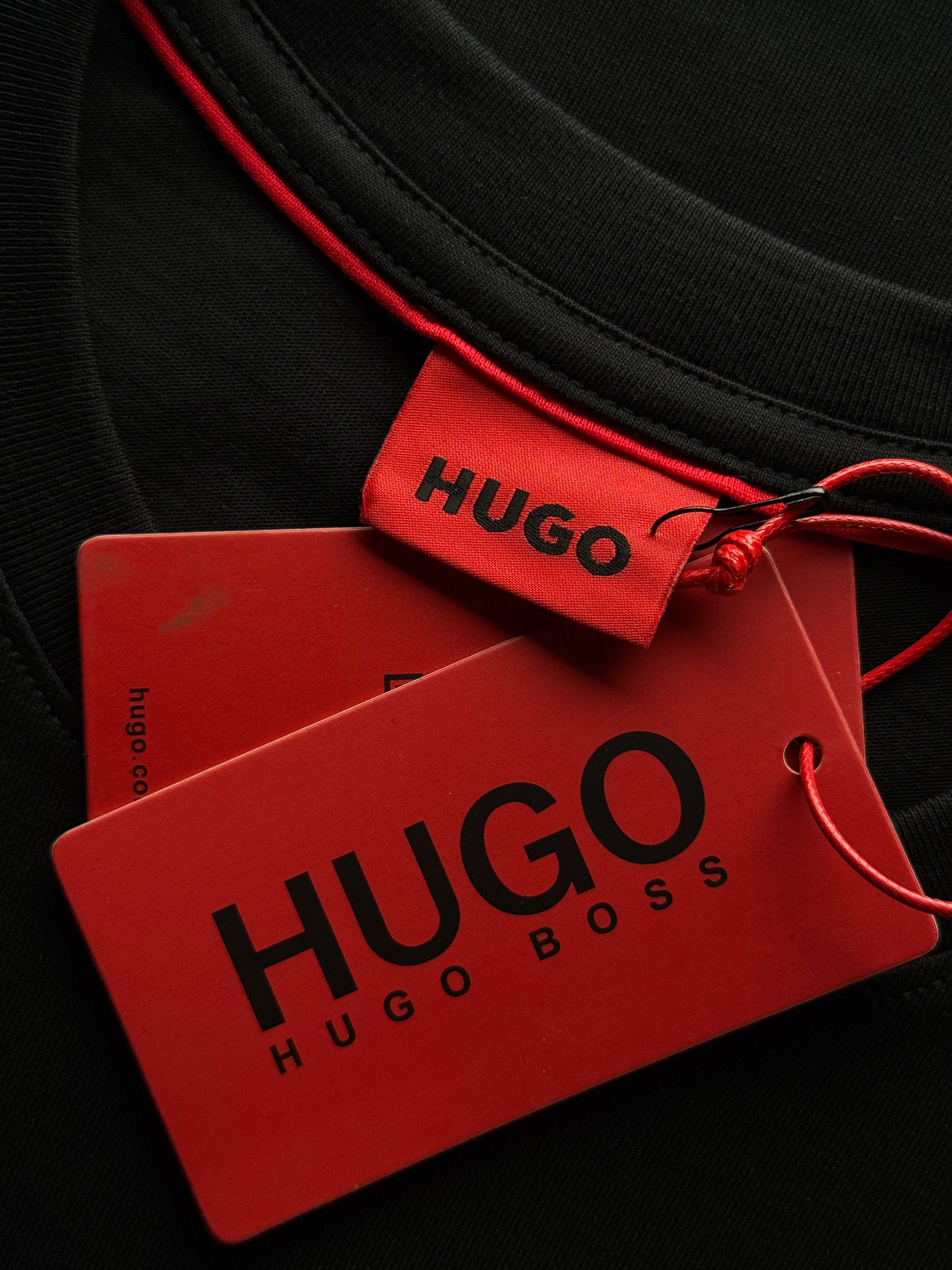 PLAYERA HUGO