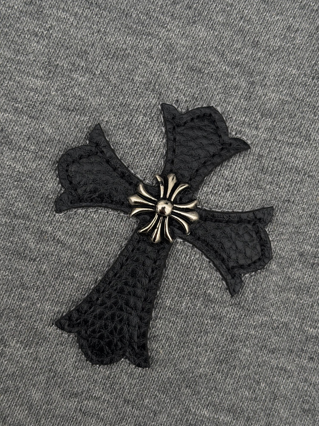 SHORT CHROME HEARTS
