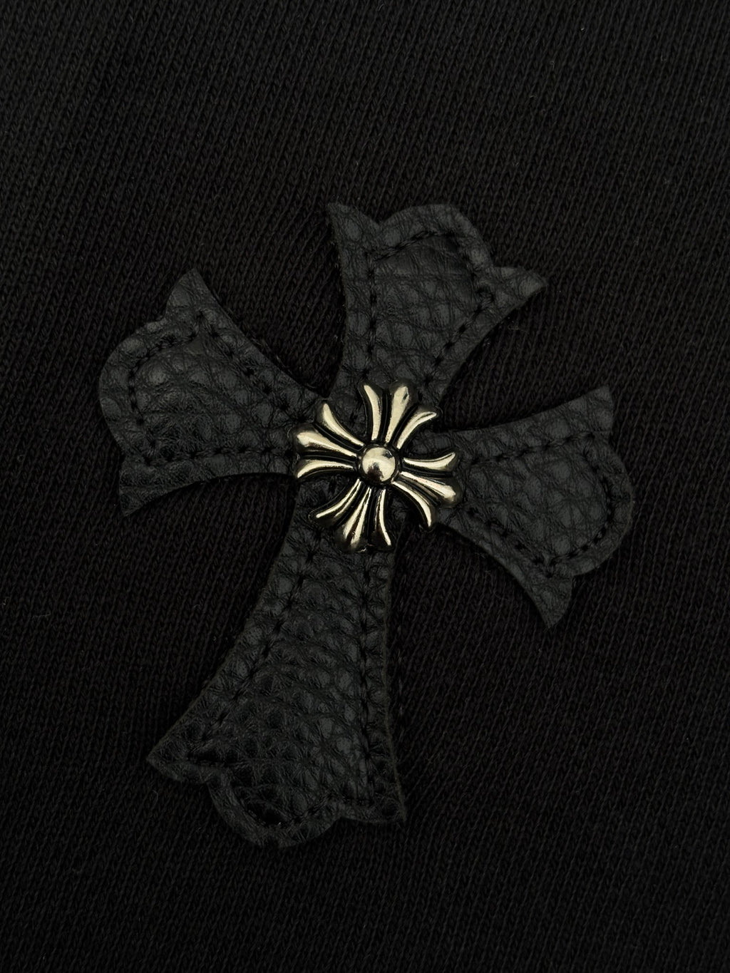 SHORT CHROME HEARTS
