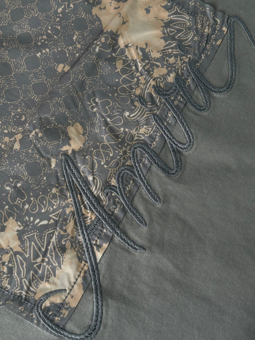 PLAYERA AMIRI