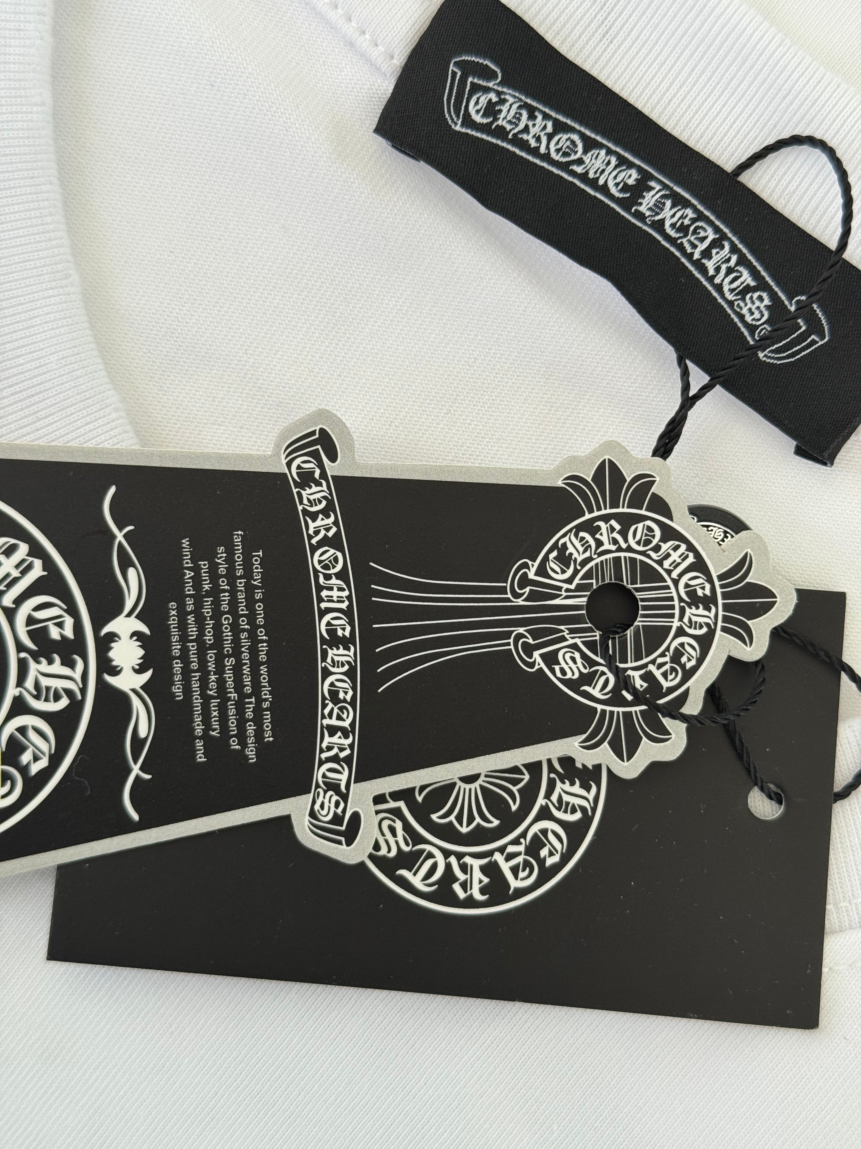 PLAYERA CHROME HEARTS
